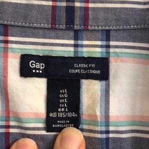 GAP Lightweight Button Up (L)